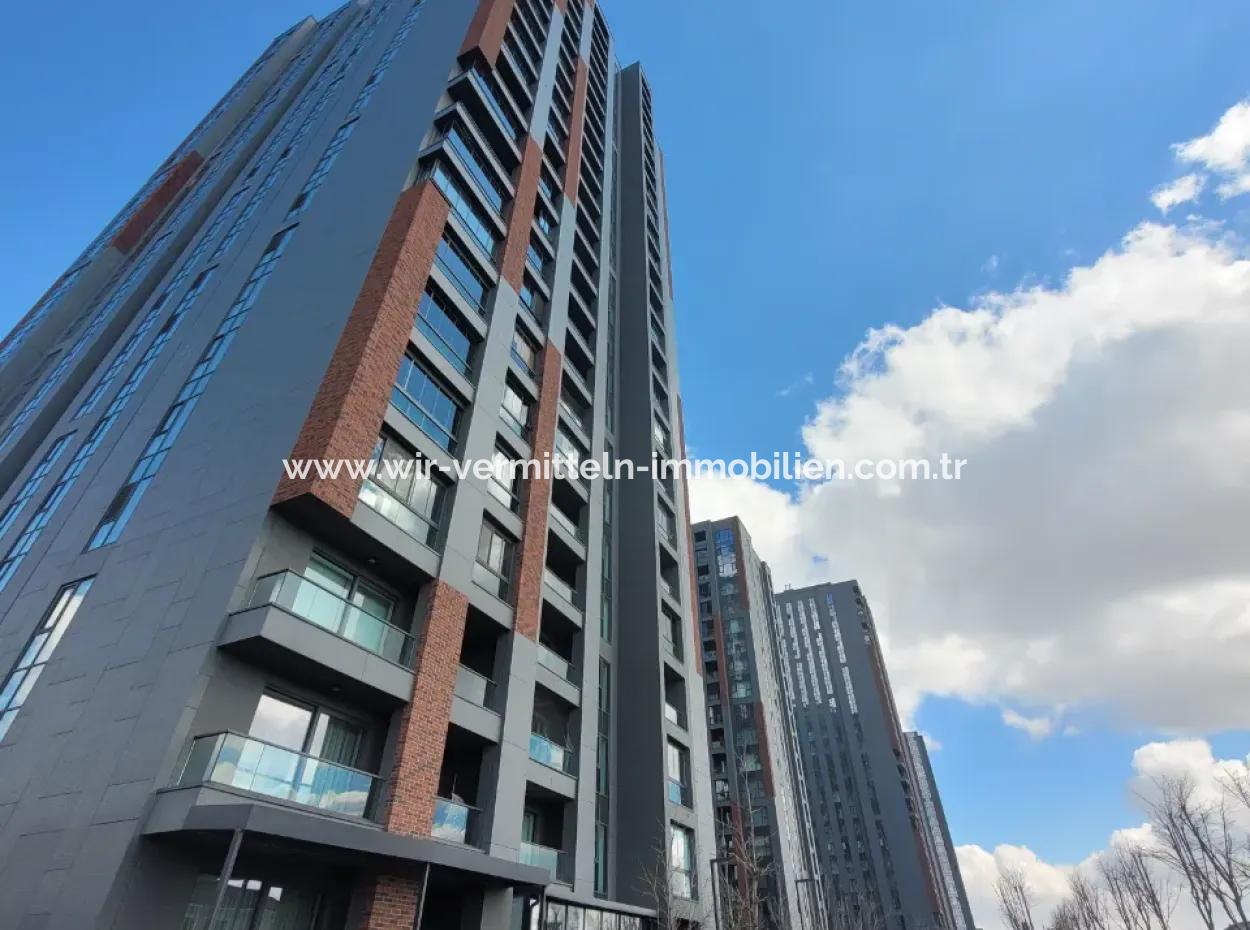 Kiralık Beytepe İncek Bulvar Loft Satılık 1+1 55 M² 17.Kat Daire