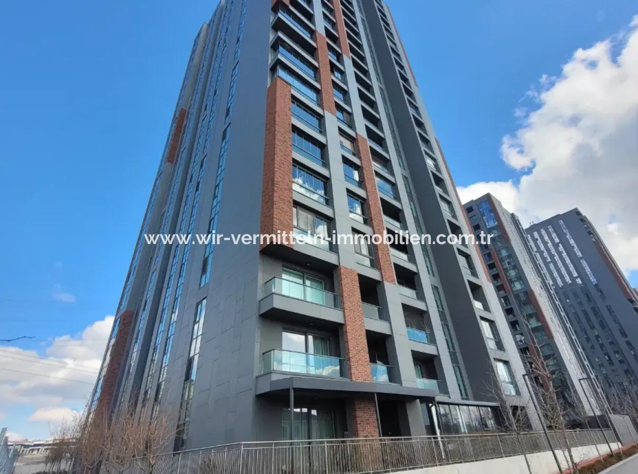 Kiralık Beytepe İncek Bulvar Loft Satılık 1+1 55 M² 17.Kat Daire