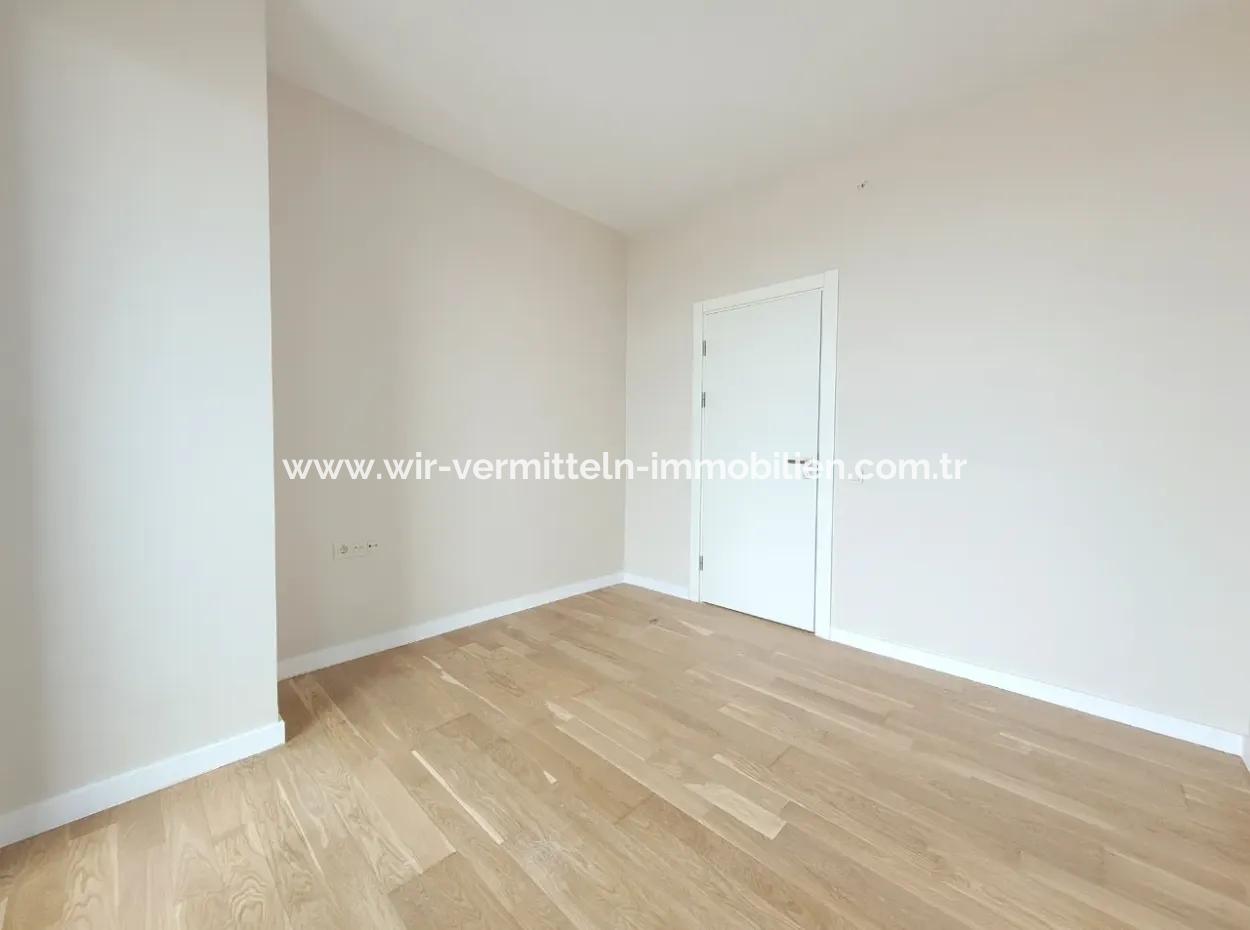 İncek Loft Satılık  2+1 85 M² 22.Kat Mogan Cephe Daire