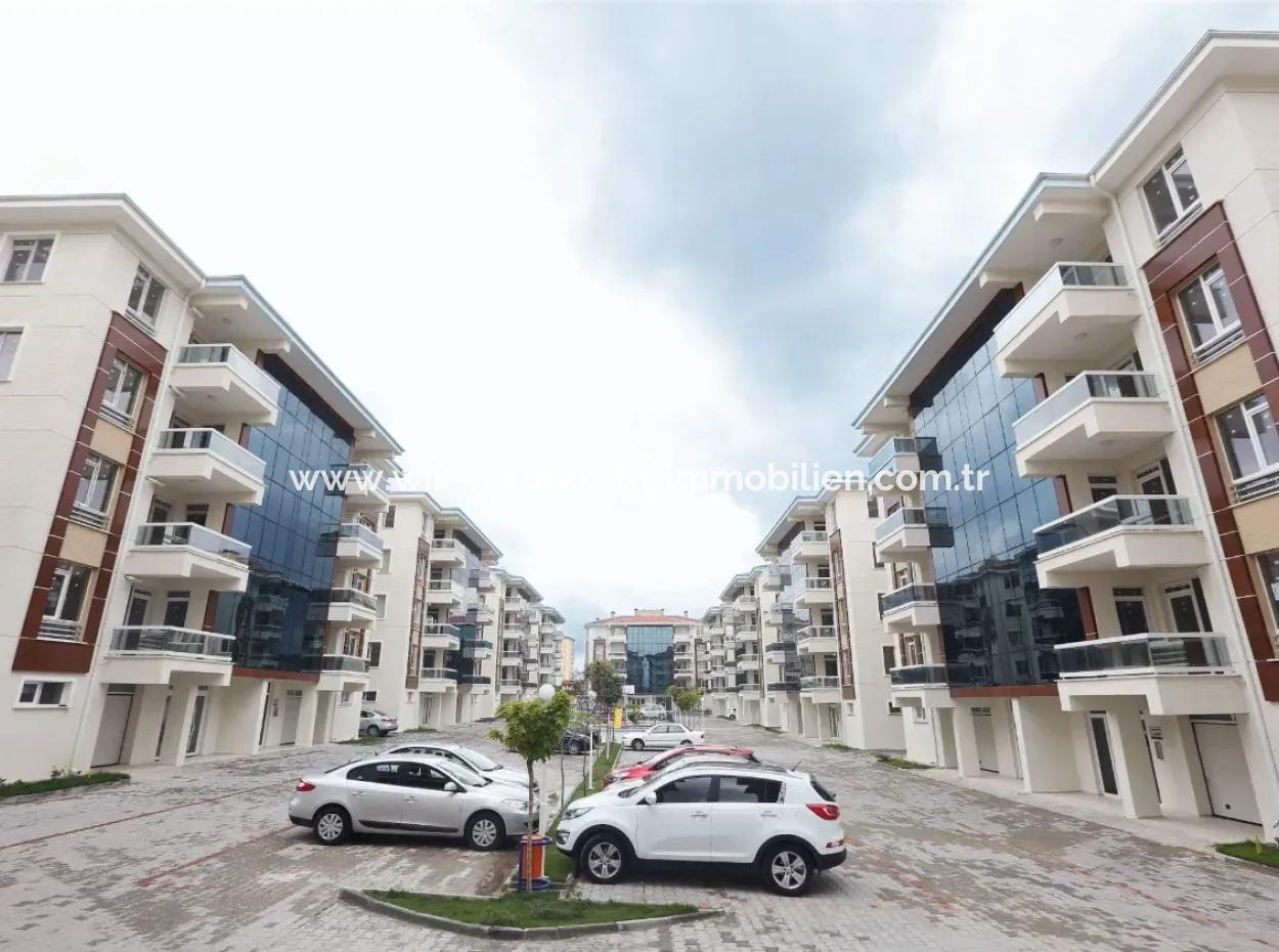 Kiracısız Kök Tapu Eskişehir Tepebaşı Batıkent Demirel Vizyon  Sitesi Satılık 2.Kat 3+1 Daire