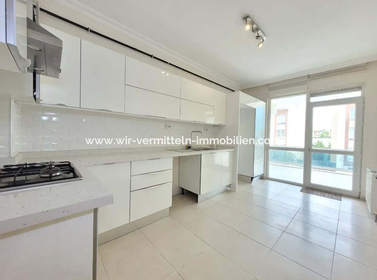 Kiracısız Kök Tapu Eskişehir Tepebaşı Batıkent Demirel Vizyon  Sitesi Satılık 2.Kat 3+1 Daire