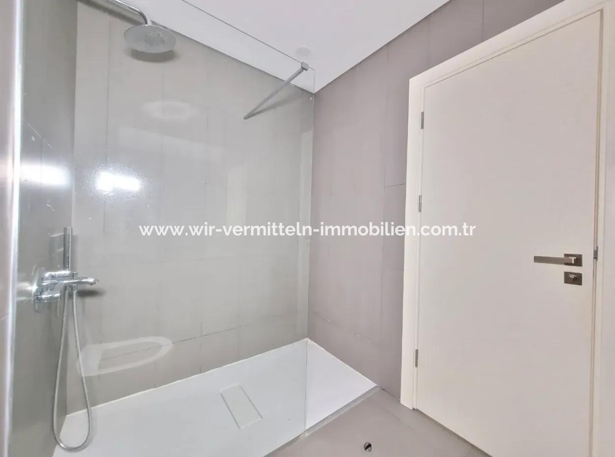 İncek Loft Satılık  3.5+1 140 M² 3.Kat Peyzaj Cephe Daire