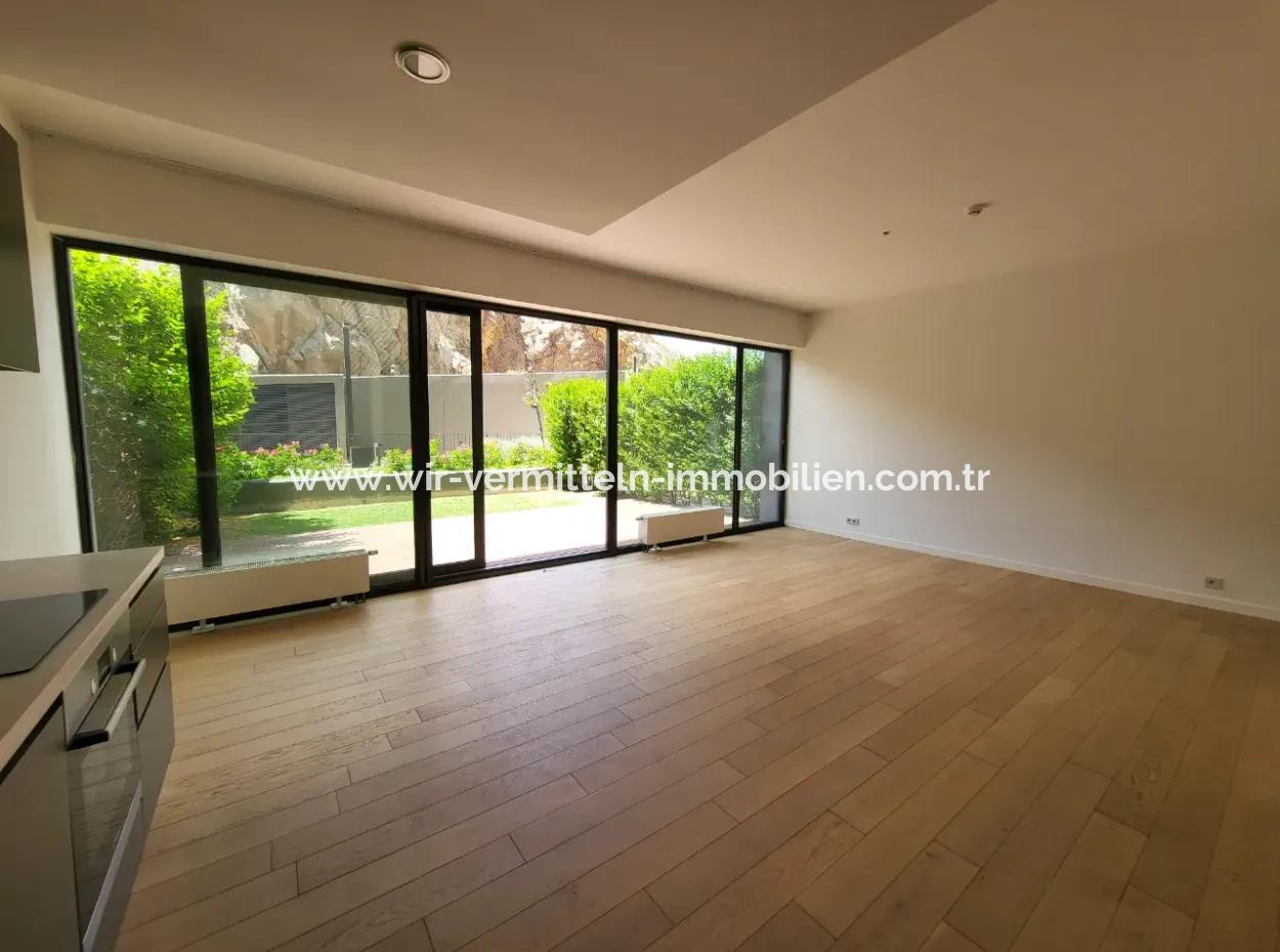 Boş Faturalı İncek Loft Satılık  2+1 Bahçe Dubleks Şehir Manzaralı Daire