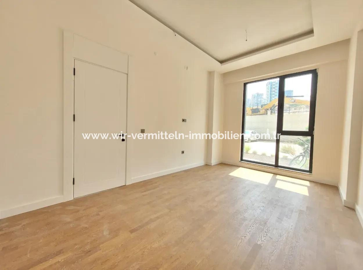 Ankara Çayyolu Alacaatlı Mh. Satılık Viole Sitesi As Royal Prestij Yatay Mimarı Bahçe Katı  4+1 Daire