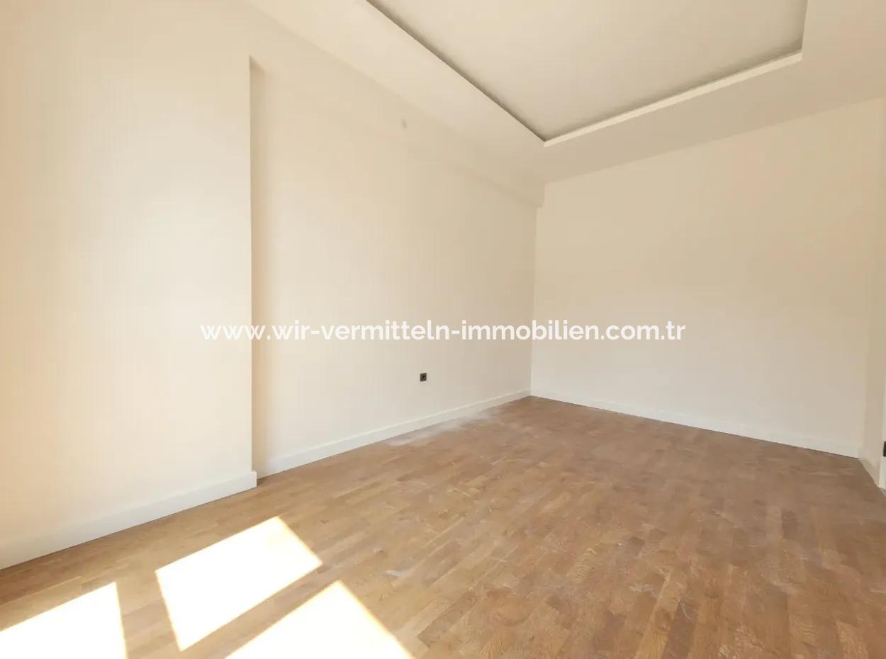 Ankara Çayyolu Alacaatlı Mh. Satılık Viole Sitesi As Royal Prestij Yatay Mimarı Bahçe Katı  4+1 Daire