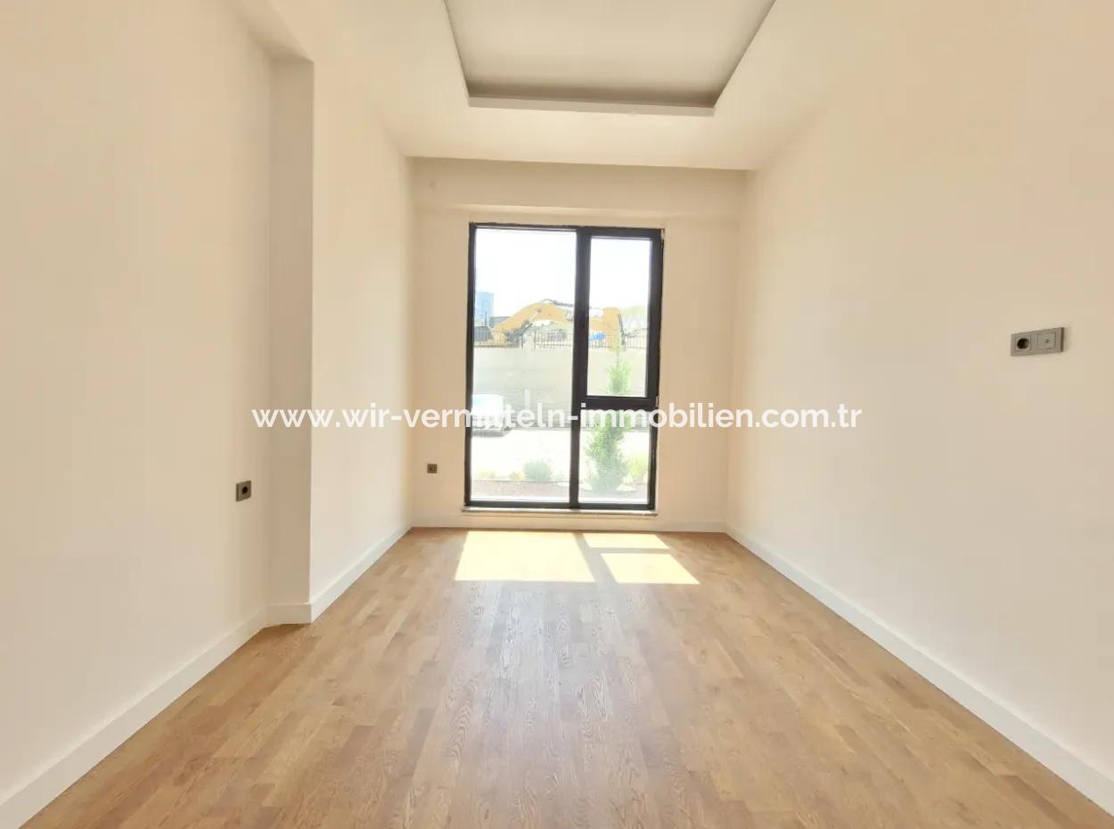 Ankara Çayyolu Alacaatlı Mh. Satılık Viole Sitesi As Royal Prestij Yatay Mimarı Bahçe Katı  4+1 Daire