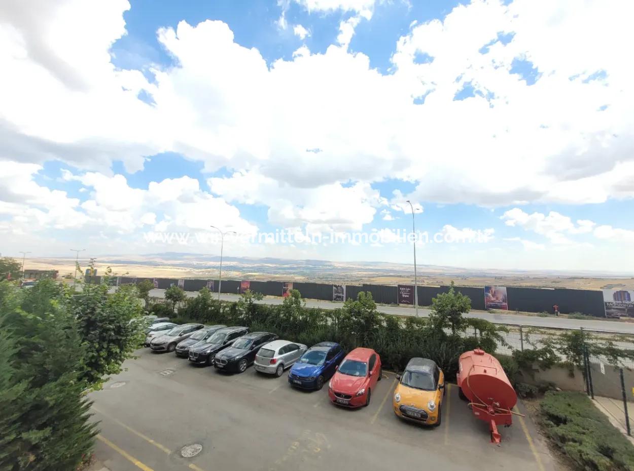 Boş İncek Loft Satılık  Teraslı 4+1  Mogan Manzaralı 146 M² 1.Kat Daire