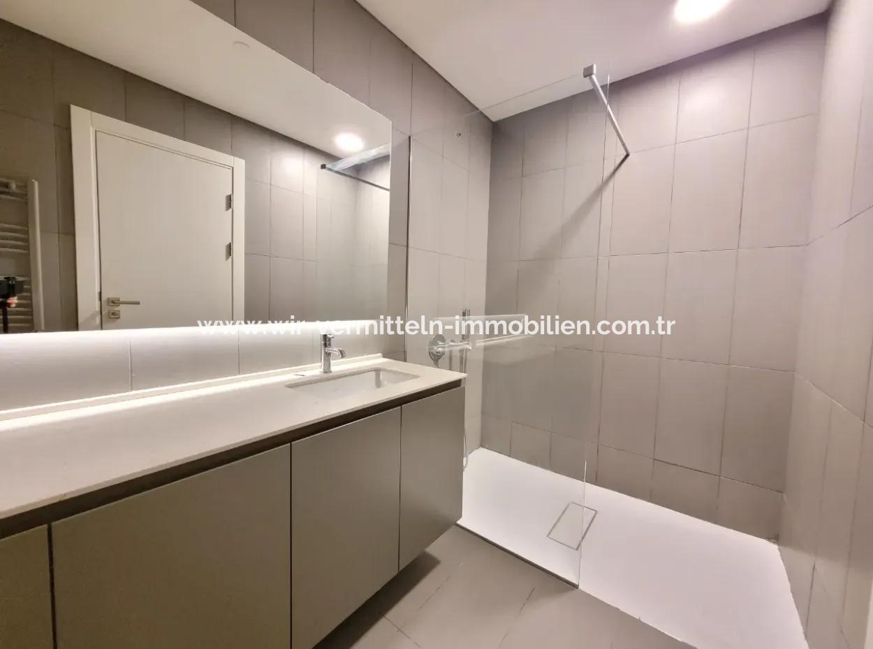 İncek Loft Satılık Teraslı  3+1 Şehir Manzaralı 3.Kat Daire
