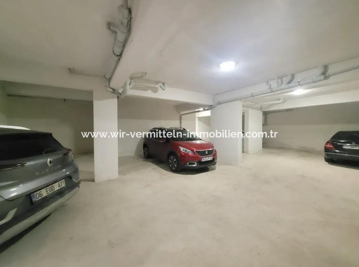 Vatandaşlığa Uygun Ankara Gölbaşı Bahçelievler Mah. 200 M ² Park Manzaralı Arakat Lüks Satılık Daire
