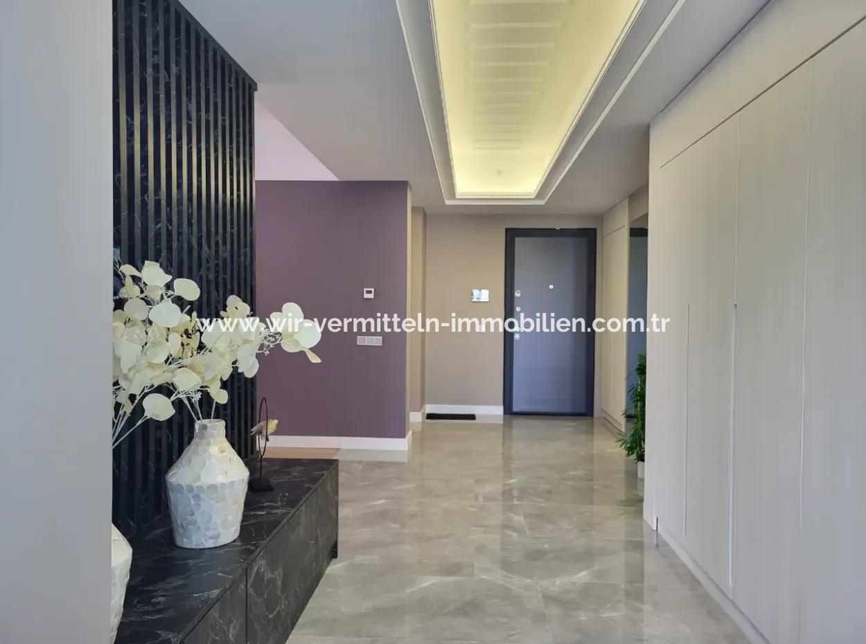 Taşpınar Mah. Faras Panora Lüks Yapılı Satılık 4,5+1 7.Kat Daire Gölbaşı Ankara