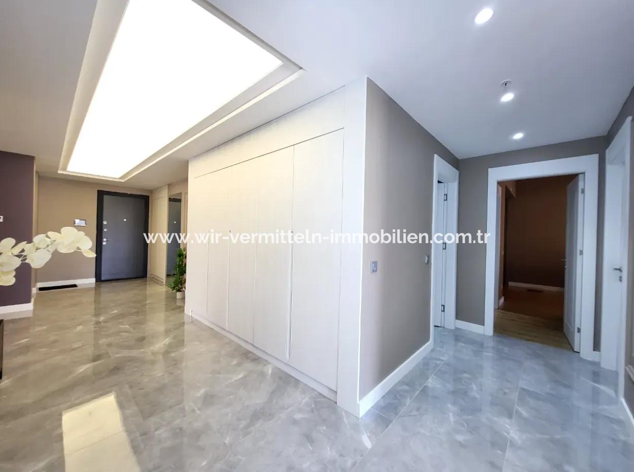 Taşpınar Mah. Faras Panora Lüks Yapılı Satılık 4,5+1 7.Kat Daire Gölbaşı Ankara