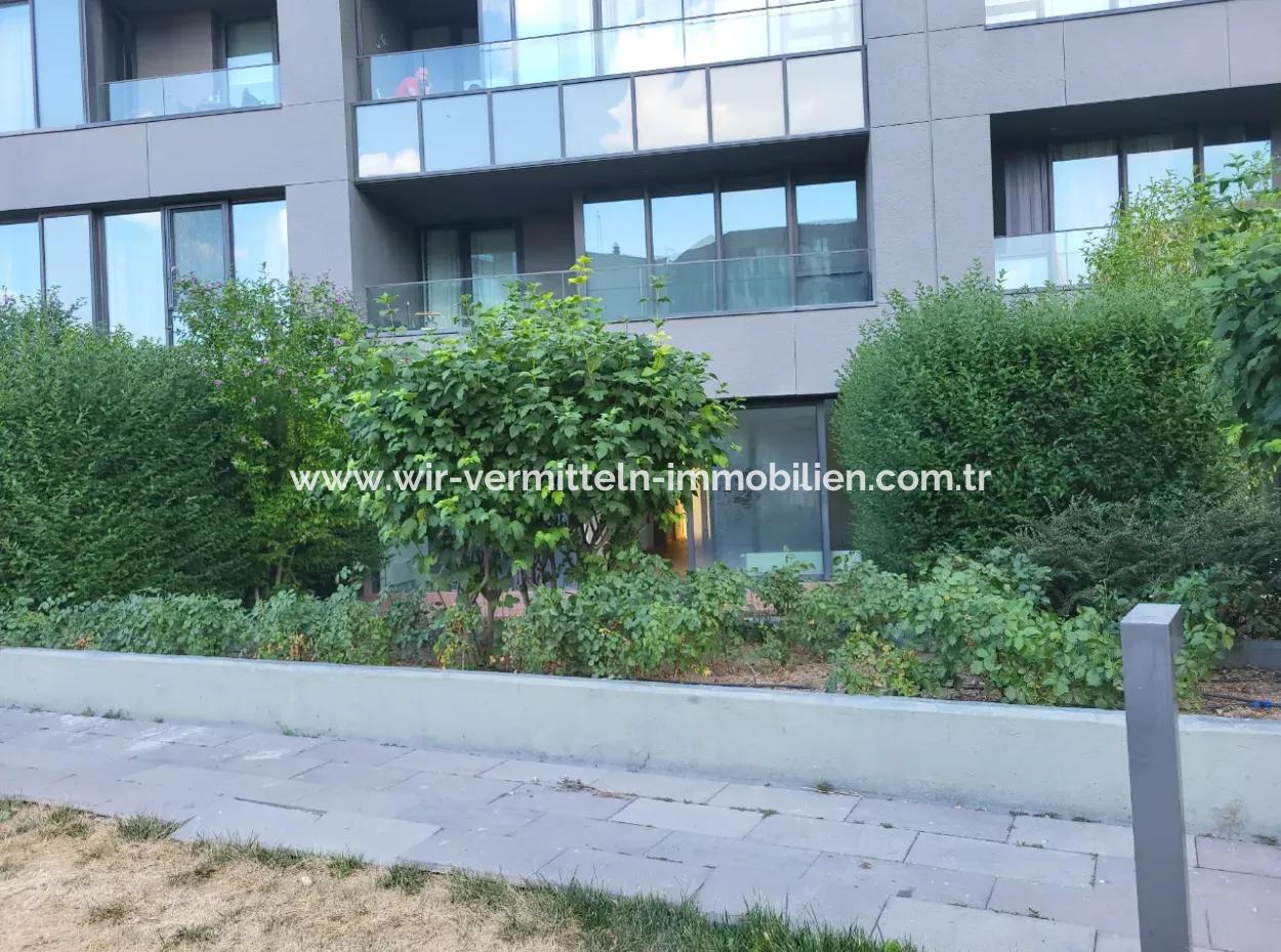 Krediye Uygun Boş İncek Loft Satılık 2,5+1 Peyzaj Manzaralı Bahçe Katı Daire 2 Bahçeli