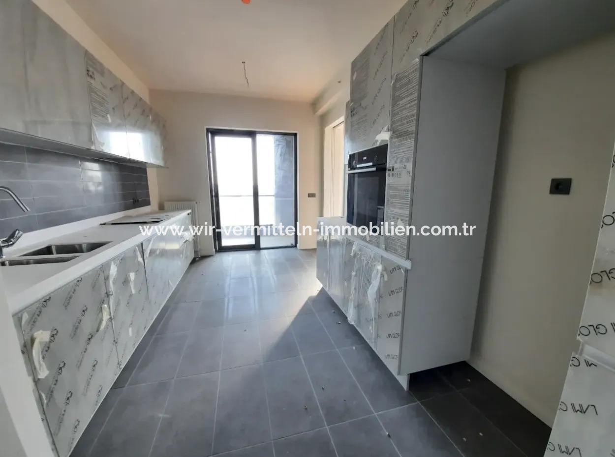 Kiracısız Beytepe İncek Bulvar Loft Satılık 4+1 22.Kat Park Manzaralı Daire