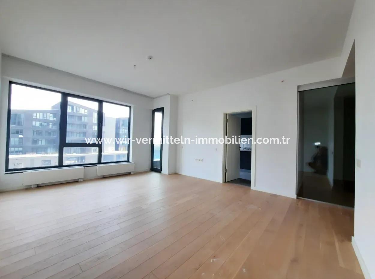 Göl Manzaralı Krediye Uygun İncek Loft Satılık  3+1 Dubleks Peyzaj Manzaralı 2.Kat Daire