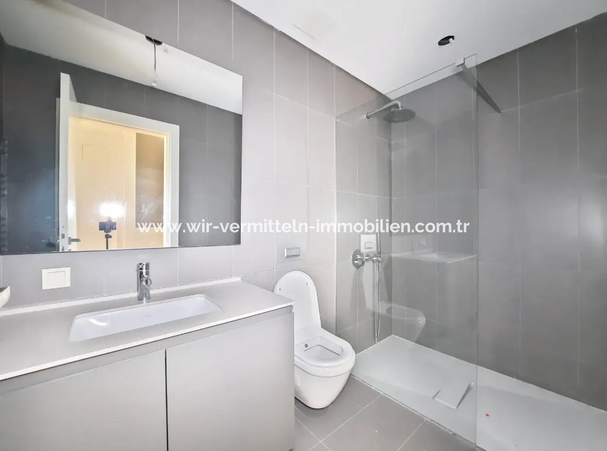 Göl Manzaralı Krediye Uygun İncek Loft Satılık  3+1 Dubleks Peyzaj Manzaralı 2.Kat Daire