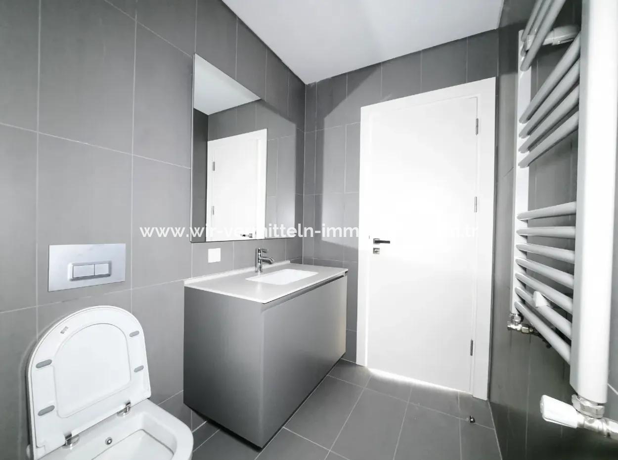 Krediye Uygun İncek Loft Satılık  3+1 Dubleks Peyzaj Manzaralı 1.Kat Daire