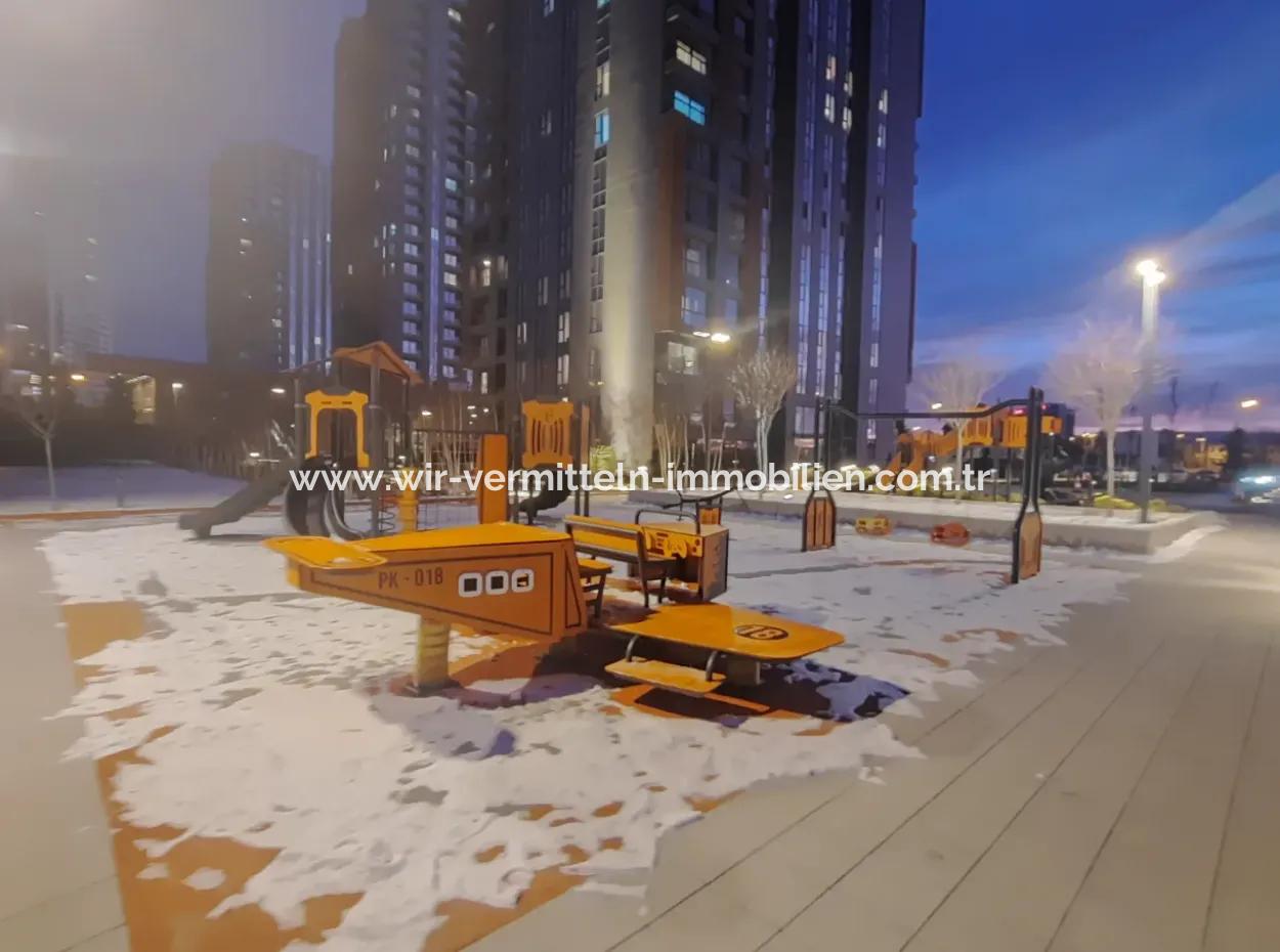 Beytepe İncek Bulvar Loft Satılık 4+1 3.Kat Park Manzaralı Güney Cephe  Daire