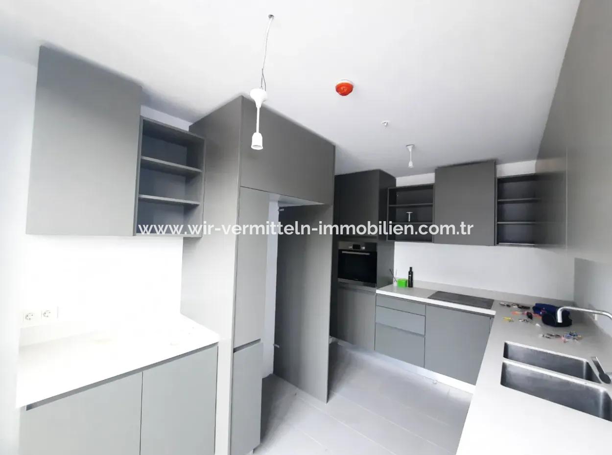 Krediye Uygun İncek Loft Satılık 3+1 Bahçe Dubleksi Peyzaj Manzaralı Daire