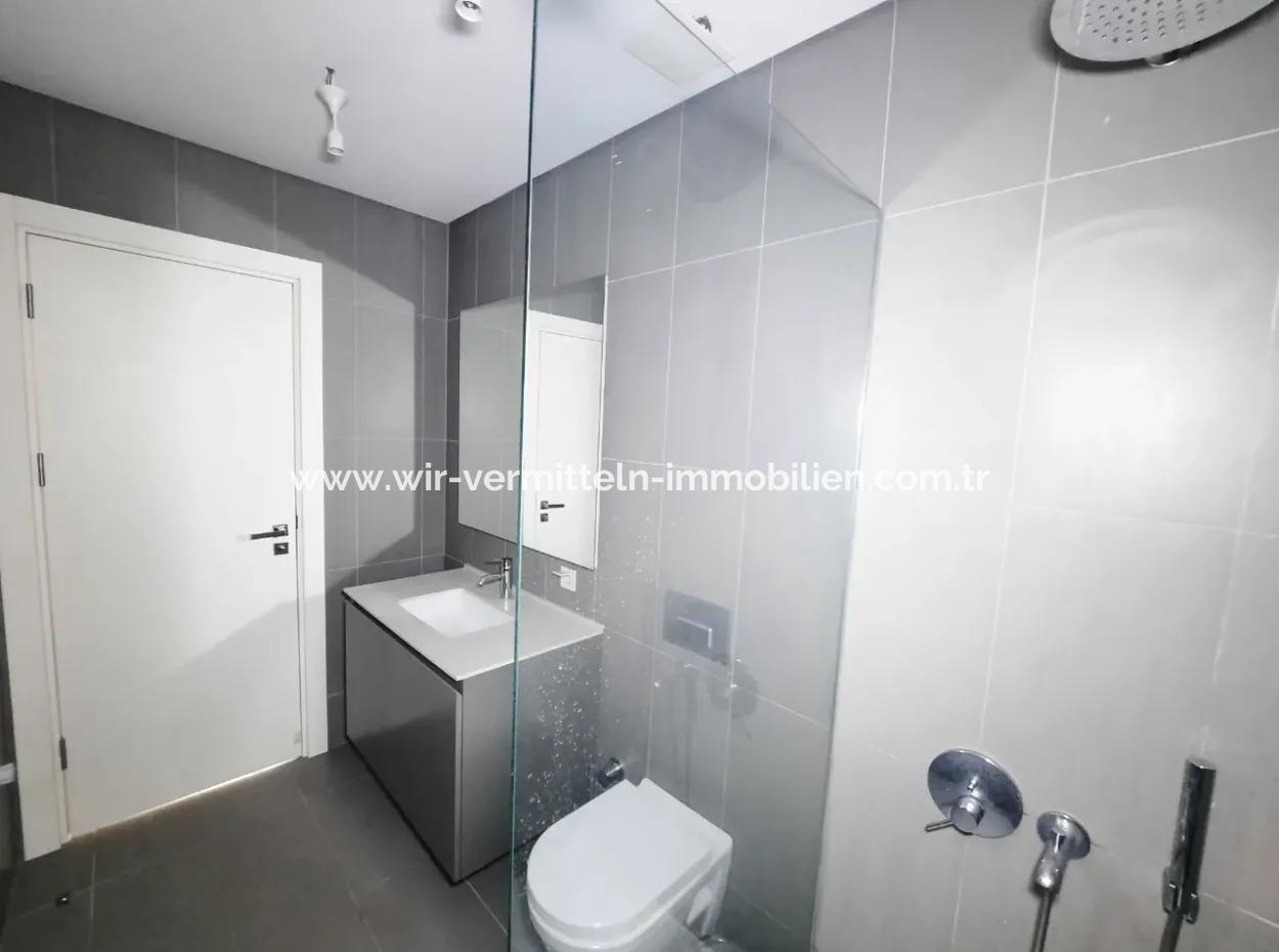 İncek Loft Satılık 3+1 Bahçe Dubleksi Peyzaj Manzaralı Daire