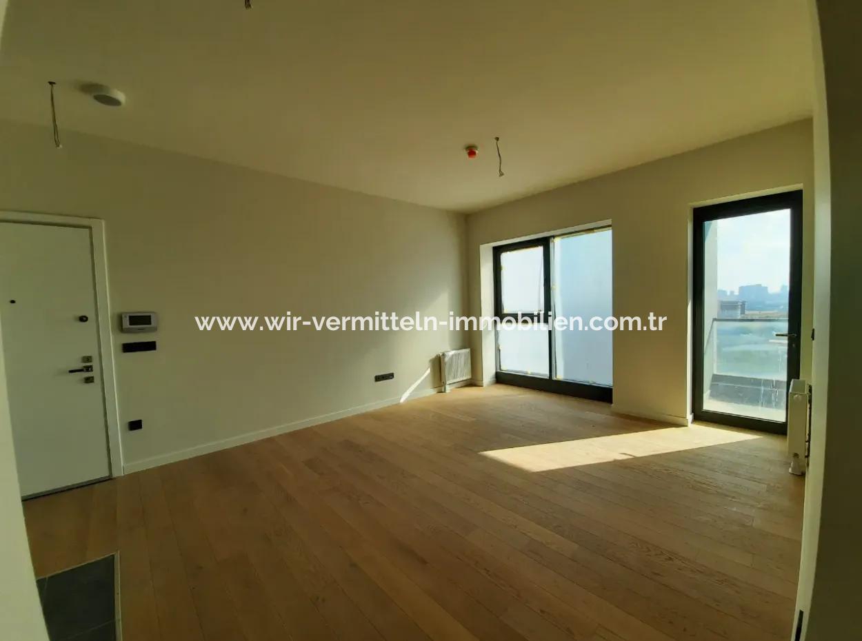 Boş Beytepe İncek Bulvar Loft Satılık 2+1 68 M² 16.Kat Bulvar Cephe Daire