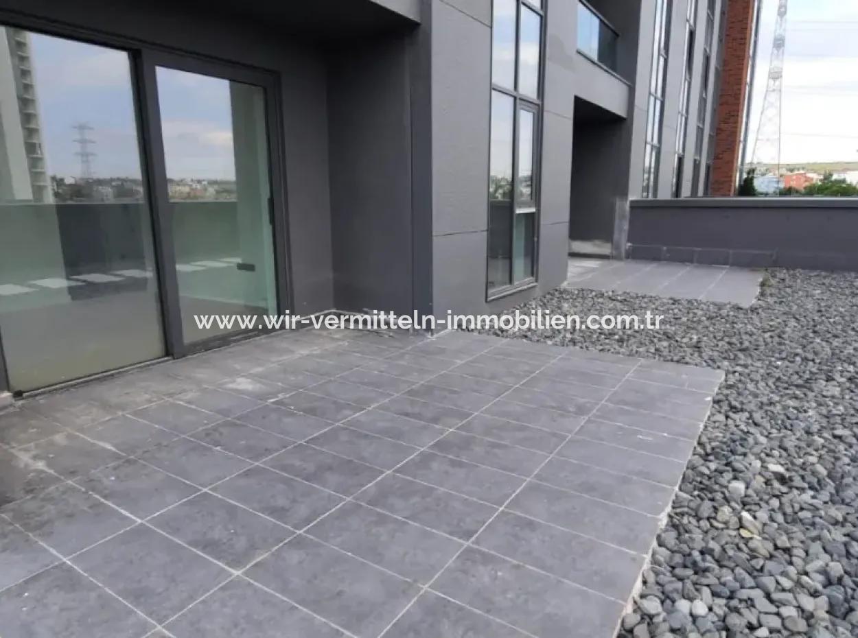 Beytepe İncek Bulvar Loft Satılık Teraslı 1+1 46 M² 1.Kat Mogan Manzaralı Daire