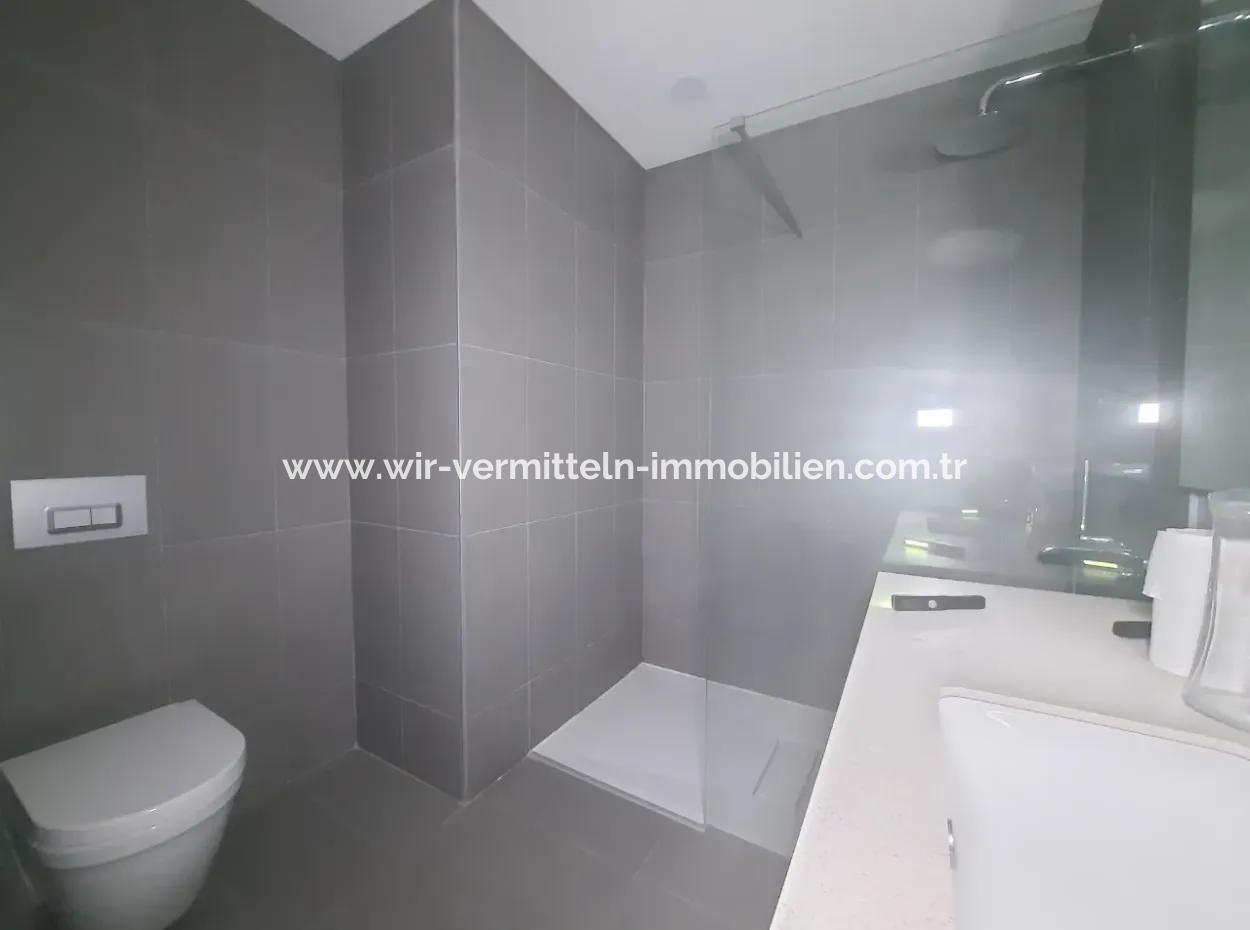 Krediye Uygun İncek Loft Satılık 2,5+1 Peyzaj Manzaralı 1.Kat Daire