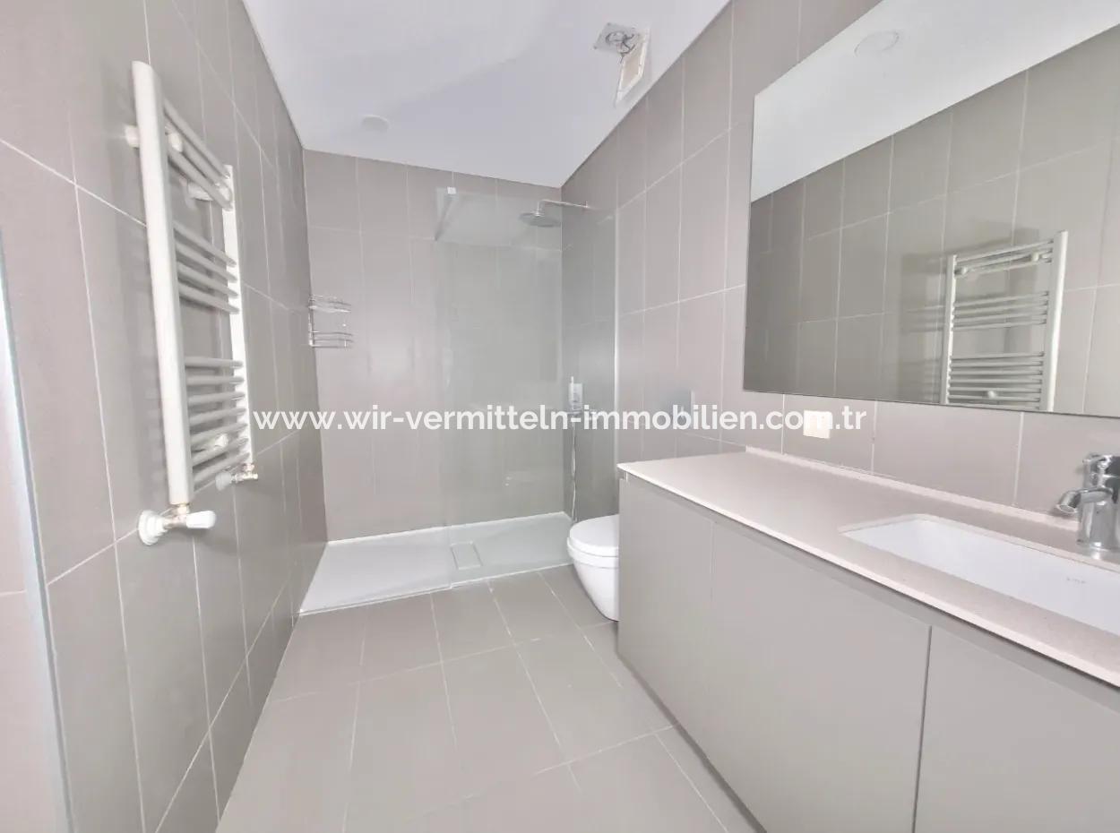 İncek Loft Satılık 2,5+1 Peyzaj Manzaralı 2.Kat Daire