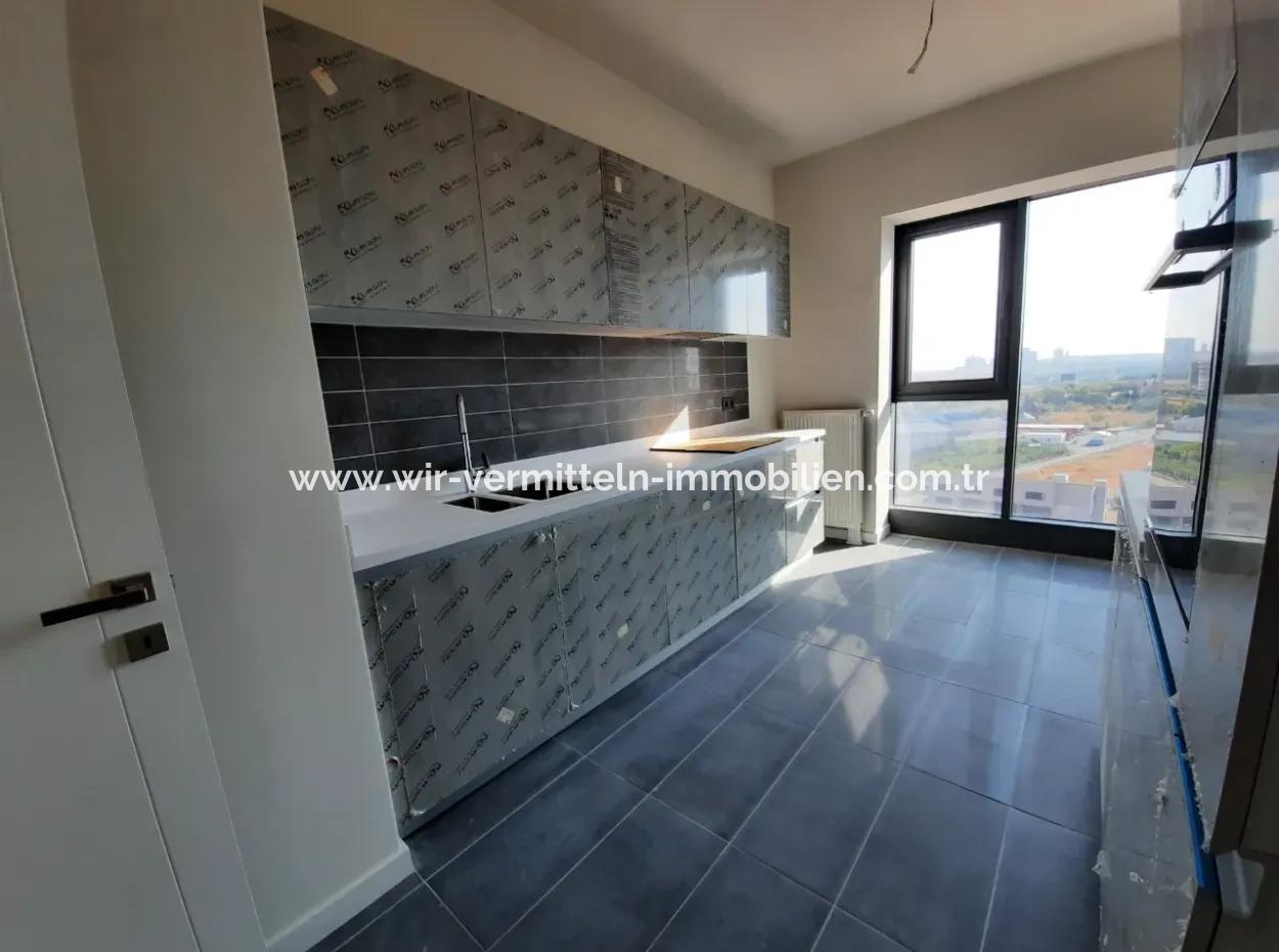 Beytepe İncek Bulvar Loft Sitesinde Satılık 3+1 110 M² 10.Kat Güney Cephe Daire