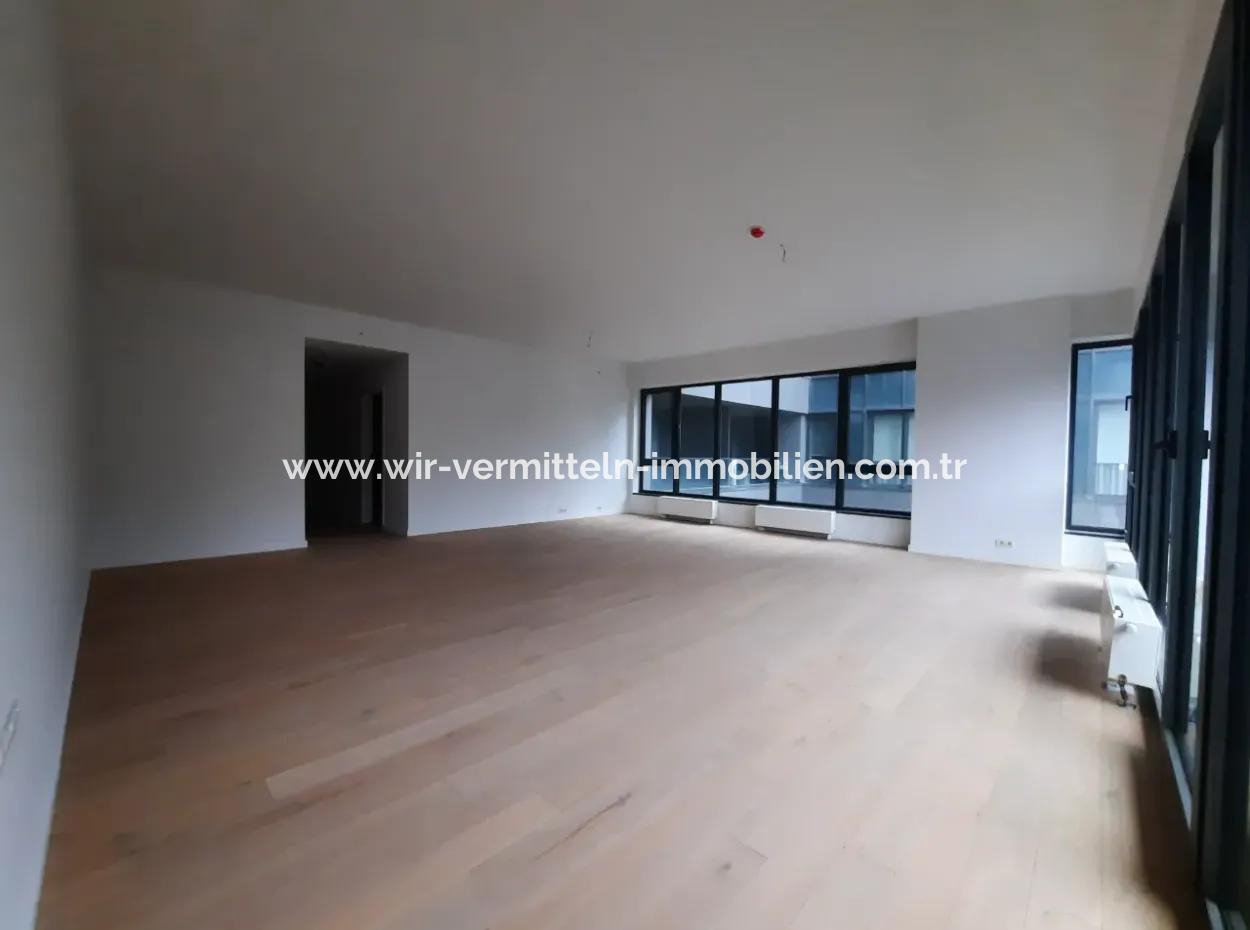 İncek Loft Satılık  4+1  Peyzaj Manzaralı  180 M² Kiracısız 2.Kat Daire