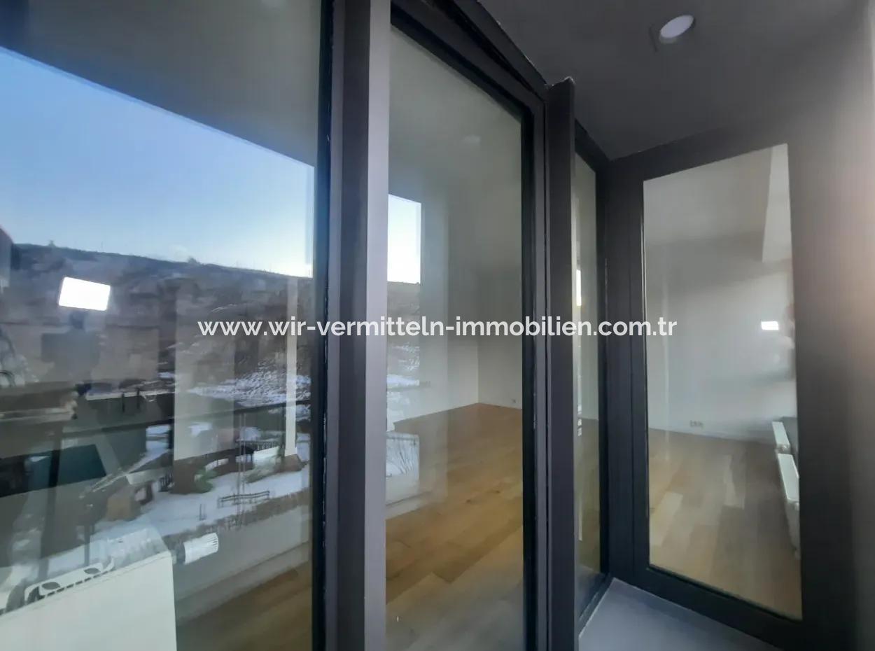 Krediye Uygun İncek Loft Satılık  2+1 Dubleks Şehir Manzaralı 2.Kat Daire