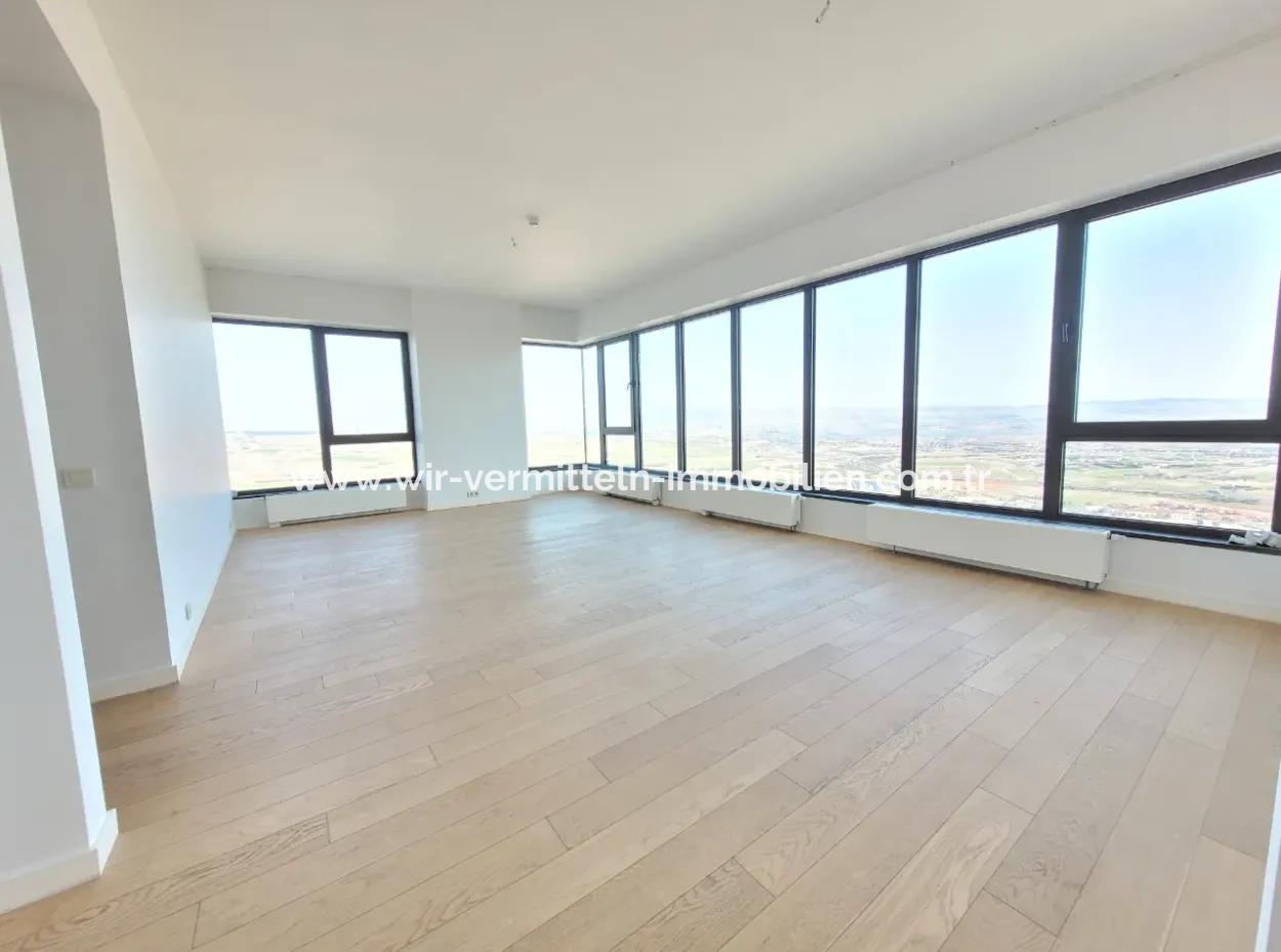 Kiracısız İncek Loft Satılık  5.5+1  Göl Manzaralı 20.Kat Daire