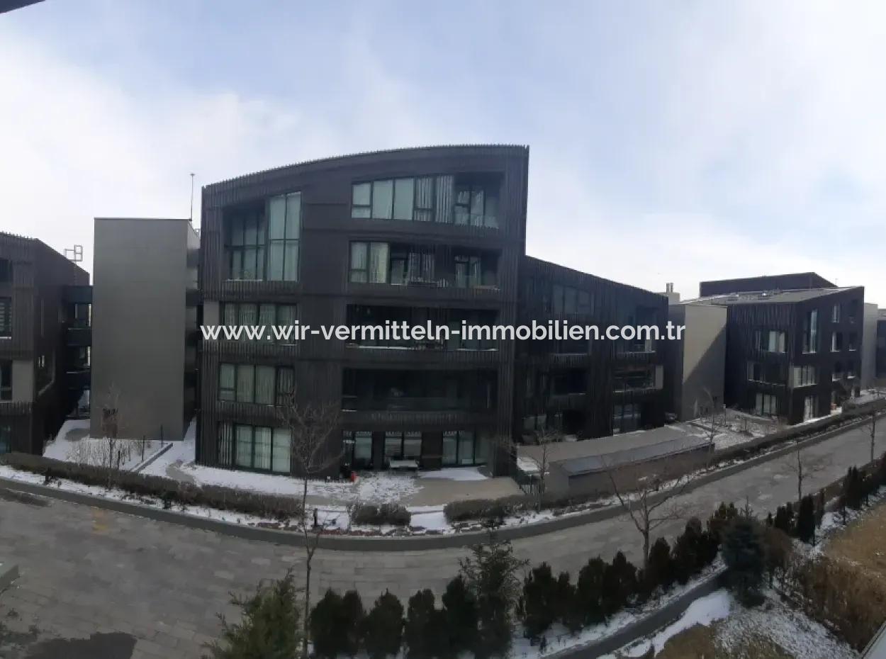 İncek Loft Satılık 5+1 Peyzaj Manzaralı 2.Kat Daire
