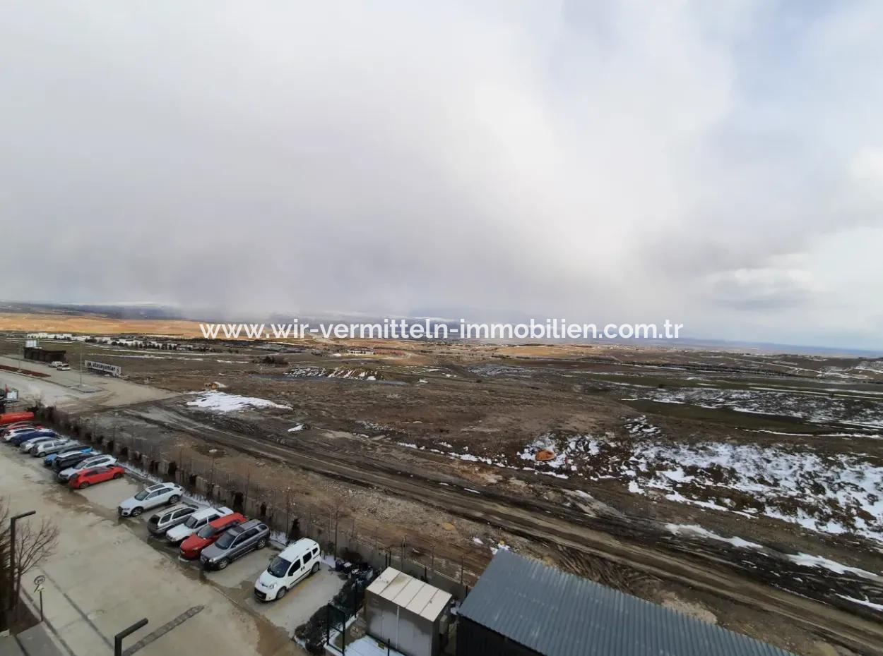 İncek Loft Satılık  5,5+1 Dubleks Göl Manzaralı 2.Kat Kiracısız Daire