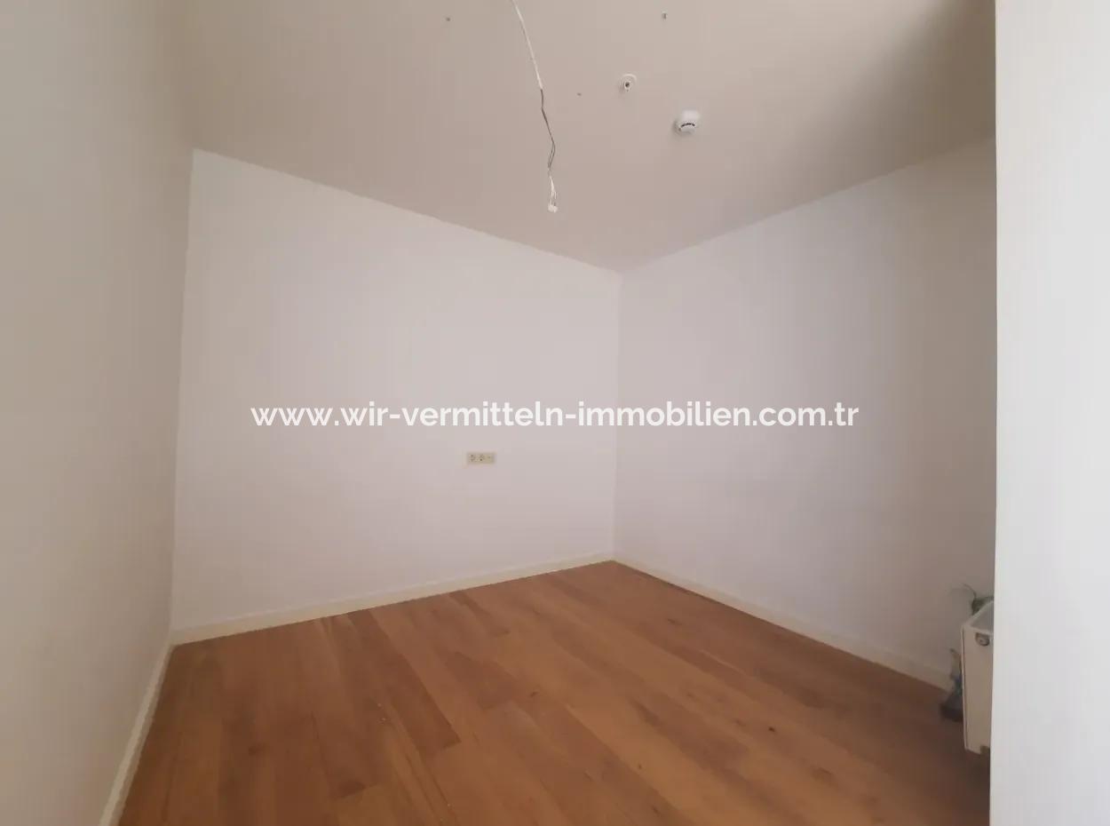 Boş Krediye Uygun İncek Loft Satılık  3+1 Dubleks Peyzaj Manzaralı 1.Kat Daire