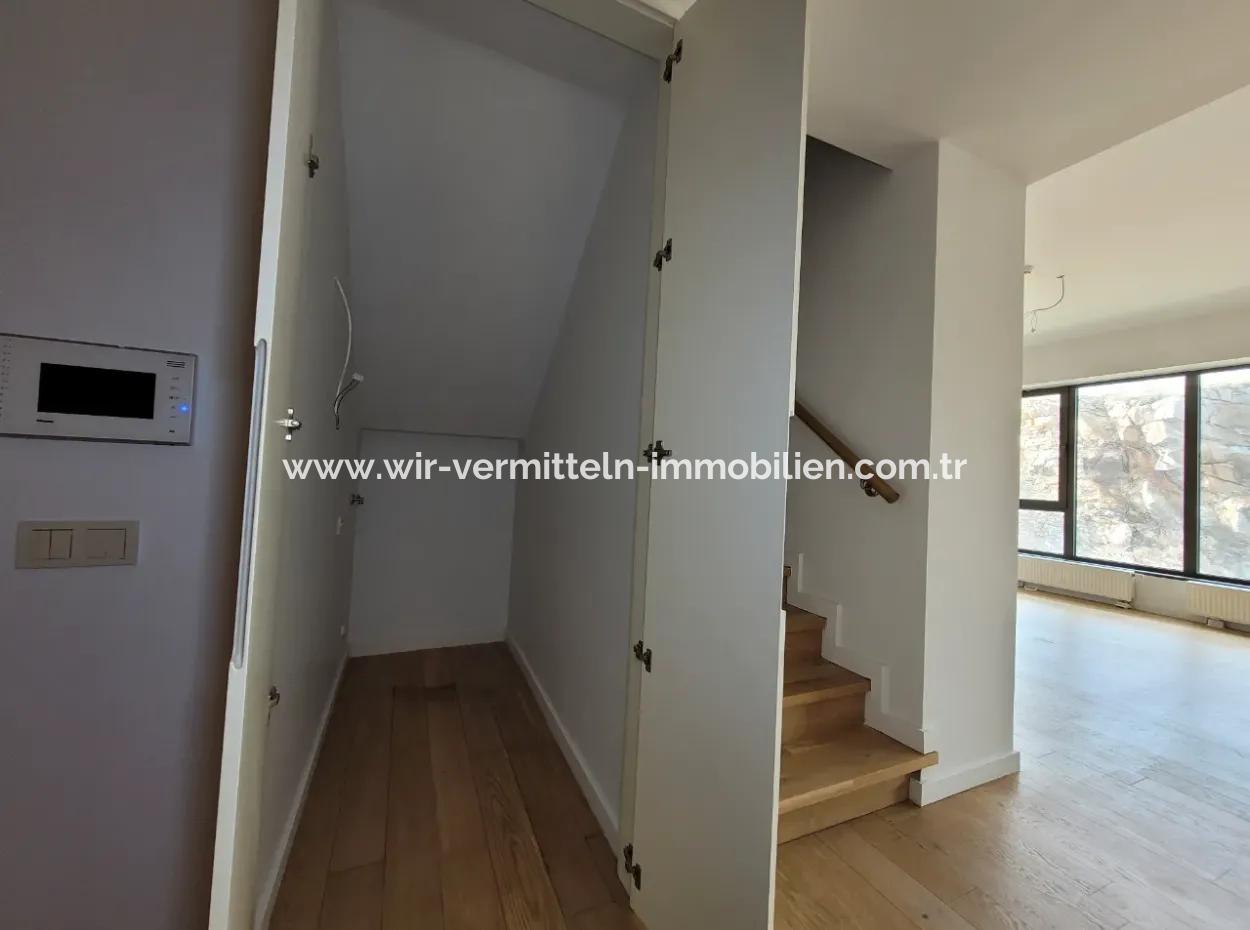 İncek Loft Satılık  2+1 Dubleks Şehir Manzaralı 2.Kat Daire