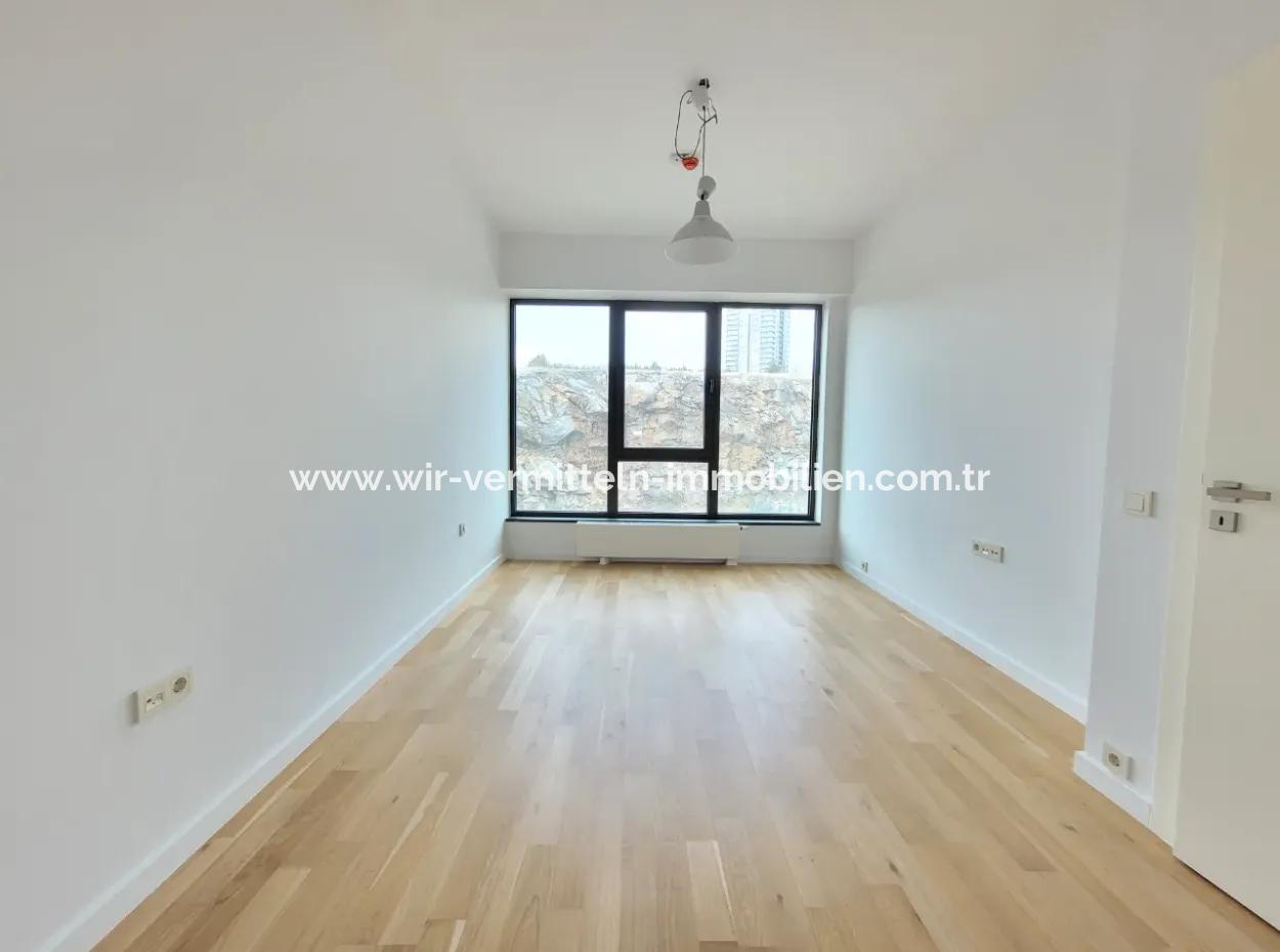 İncek Loft Satılık  2+1 Dubleks Şehir Manzaralı 2.Kat Daire