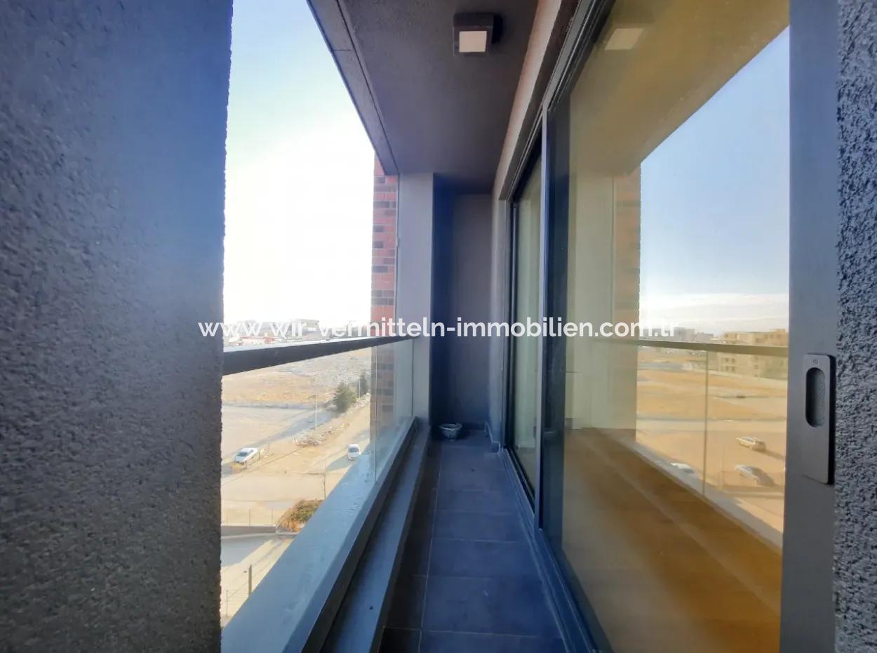 Beytepe İncek Bulvar Loft Satılık 3+1 130 M² 17.Kat Bulvar Manzaralı Daire