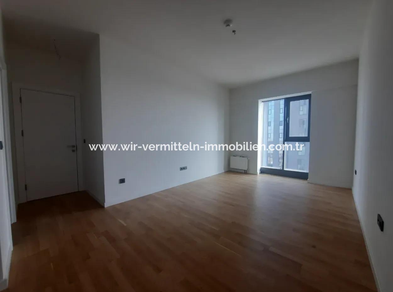 Beytepe İncek Bulvar Loft Satılık 3+1 130 M² 9.Kat Park  Manzaralı Daire
