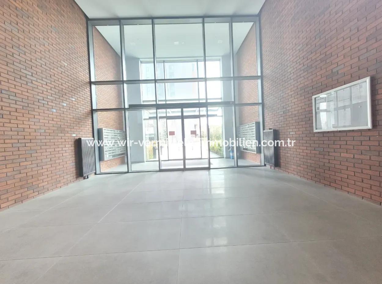 Beytepe İncek Bulvar Loft Satılık 3+1 130 M² 9.Kat Park  Manzaralı Daire