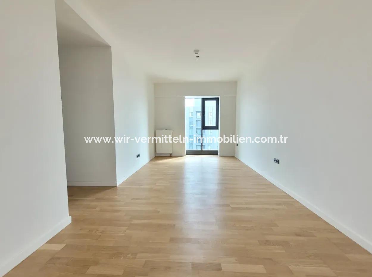 Boş Beytepe İncek Bulvar Loft Satılık 4+1 11.Kat Güney Cephe Daire