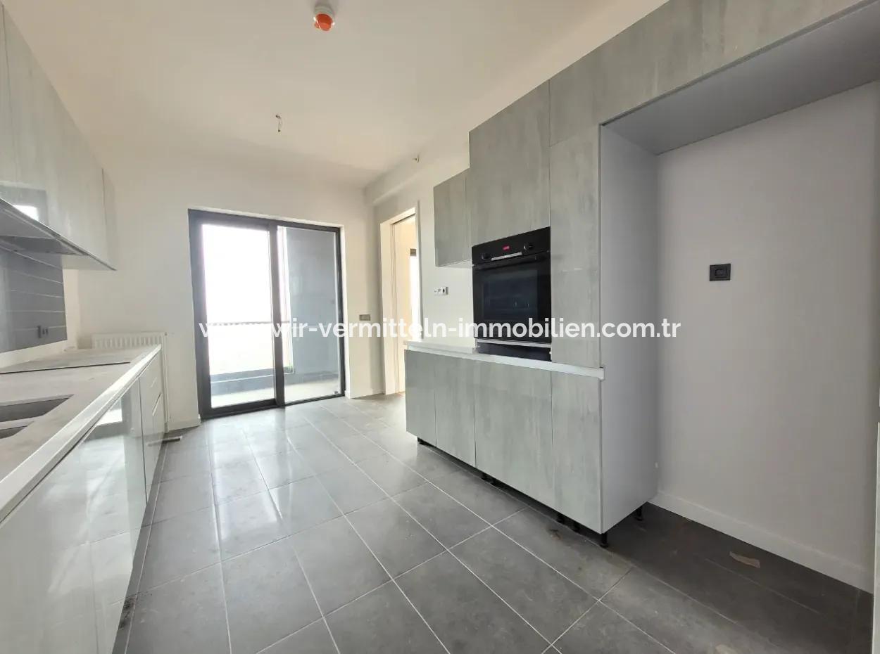 Boş Beytepe İncek Bulvar Loft Satılık 4+1 11.Kat Güney Cephe Daire