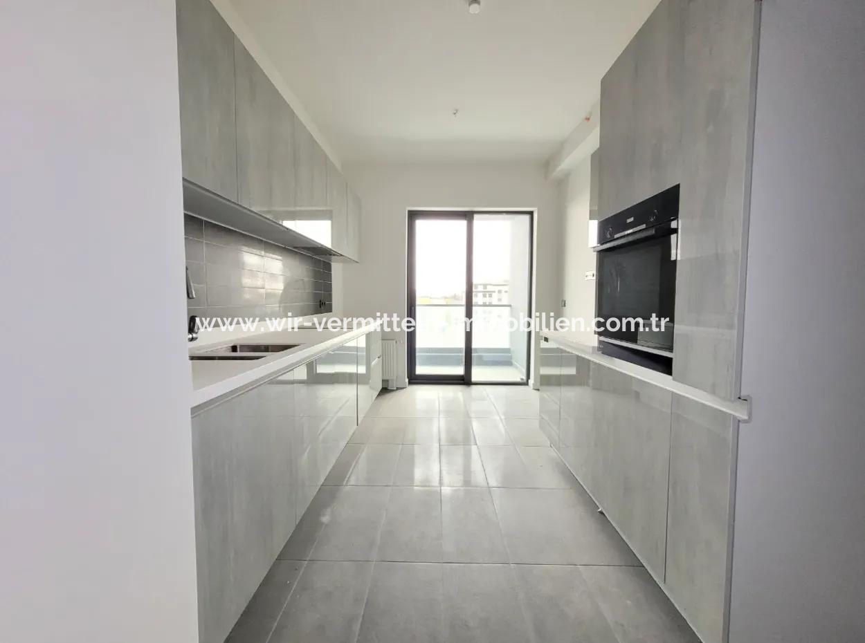 Beytepe İncek Bulvar Loft Satılık 3+1 110 M² 18.Kat Güney Daire