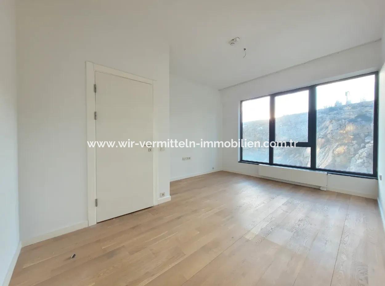 Kiracısız İncek Loft Satılık  2+1 Dubleks Şehir Manzaralı 2.Kat Daire