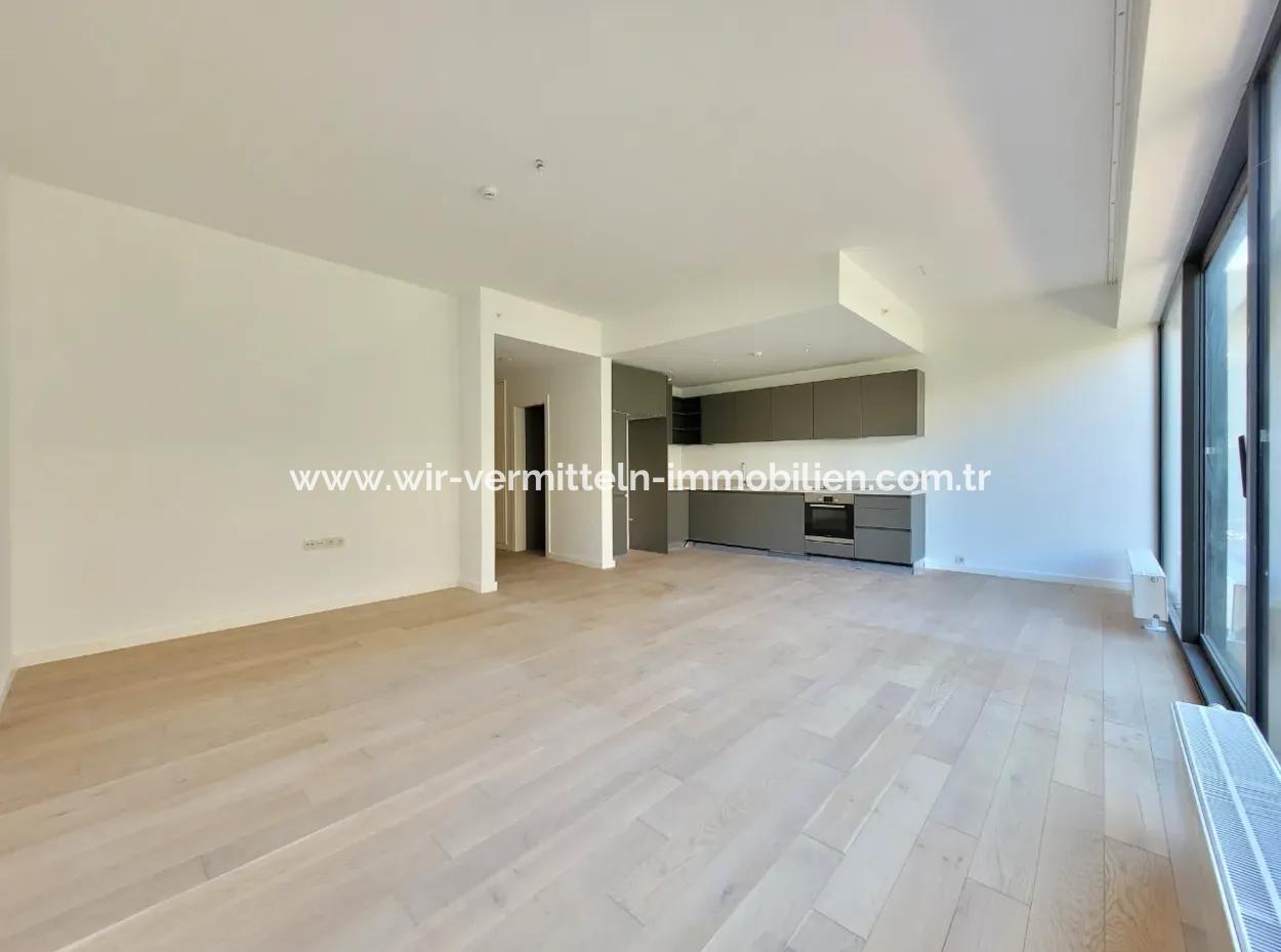 Kiracısız İncek Loft Satılık  2+1 Bahçe Dubleks Şehir Manzaralı Daire