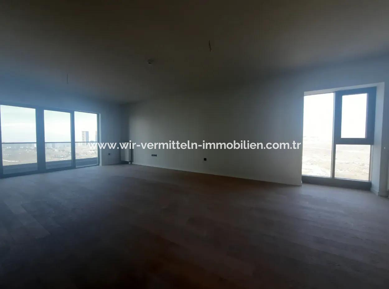 Beytepe İncek Bulvar Loft Satılık 5+1 10.Kat Kiracısız Daire