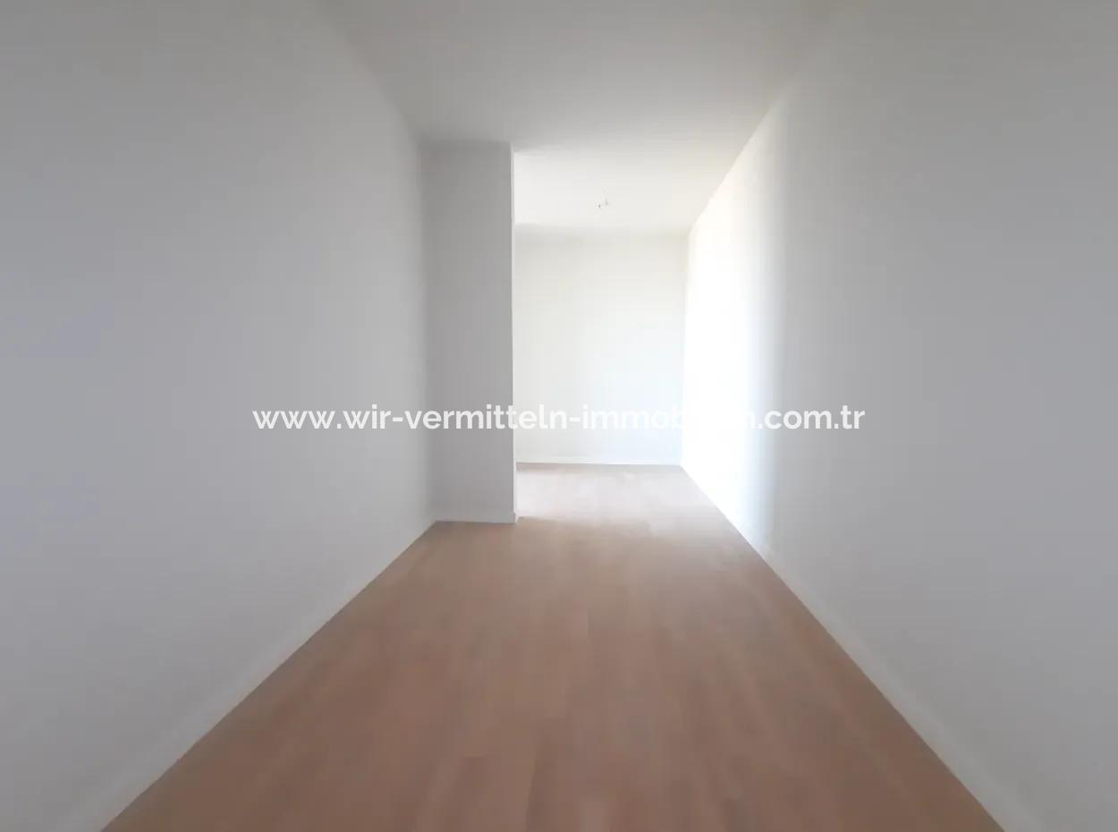 Beytepe İncek Bulvar Loft Satılık 5+1 10.Kat Kiracısız Daire