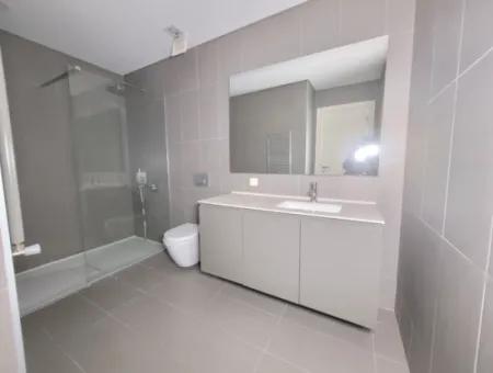 Boş Krediye Uygun İncek Loft Satılık 2,5+1 Peyzaj Manzaralı Kiracısız 2.Kat Daire