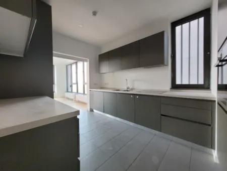 Kök Tapu İncek Loft Sitesinde Satılık  4+1 Peyzaj Manzaralı Daire (Ankara Evleri)