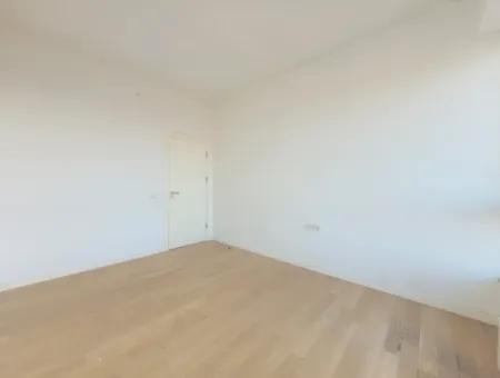 İncek Loft Kiralık 3+1 Şehir Manzaralı 19.Kat Daire