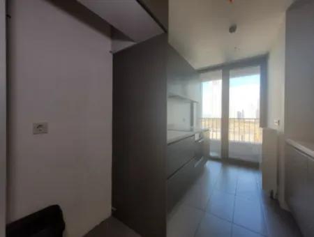 İncek Loft Kiralık 3+1 Şehir Manzaralı 19.Kat Daire